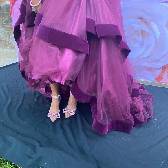 Mac Duggal Strapless Tiered Gown - Picture 10 of 13